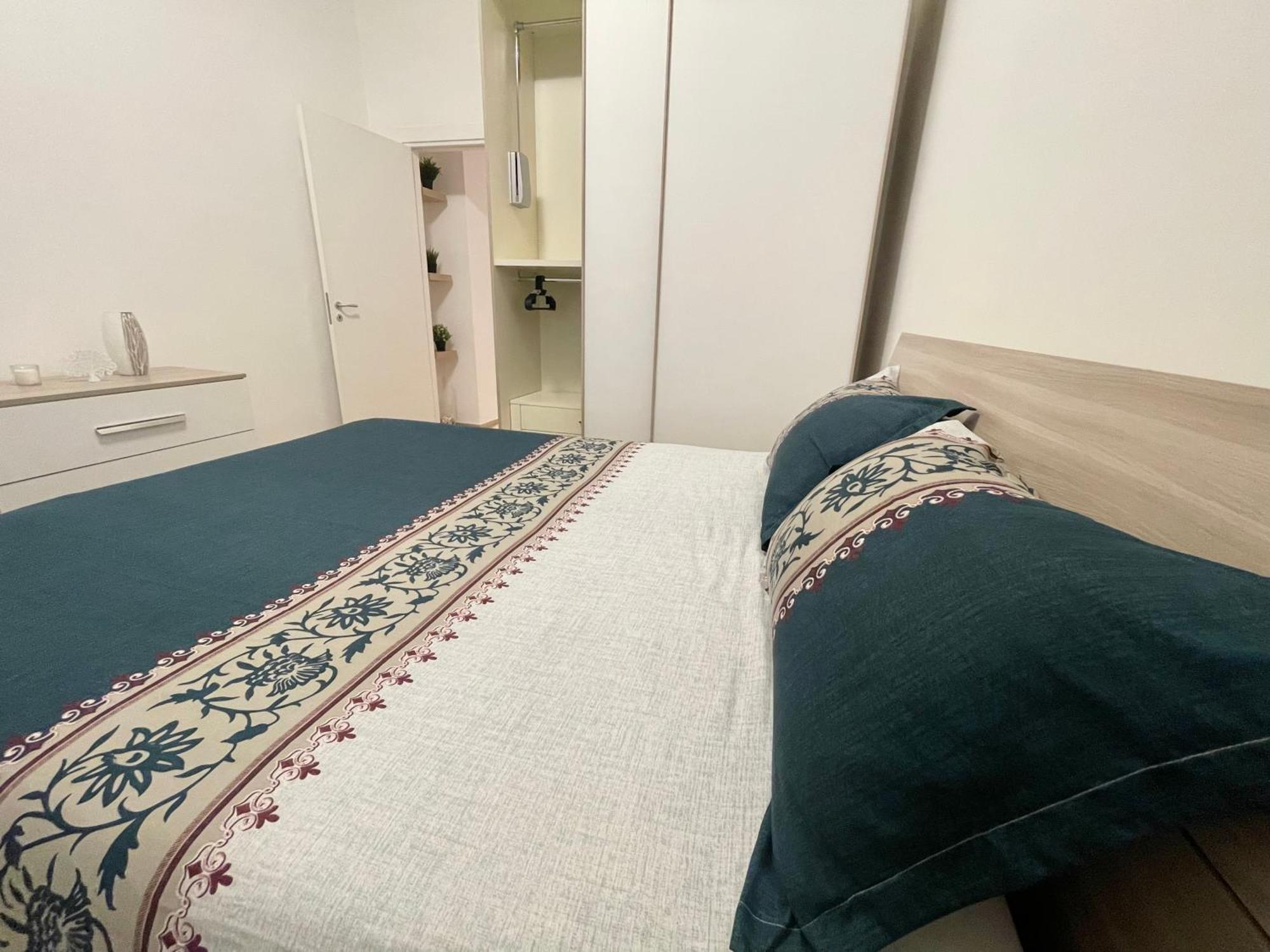 Netti Apartment Бари Экстерьер фото